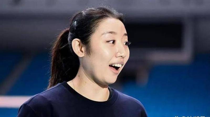 姚迪加盟意甲纯属臆想端着铁饭碗的老将为何被自媒体造谣